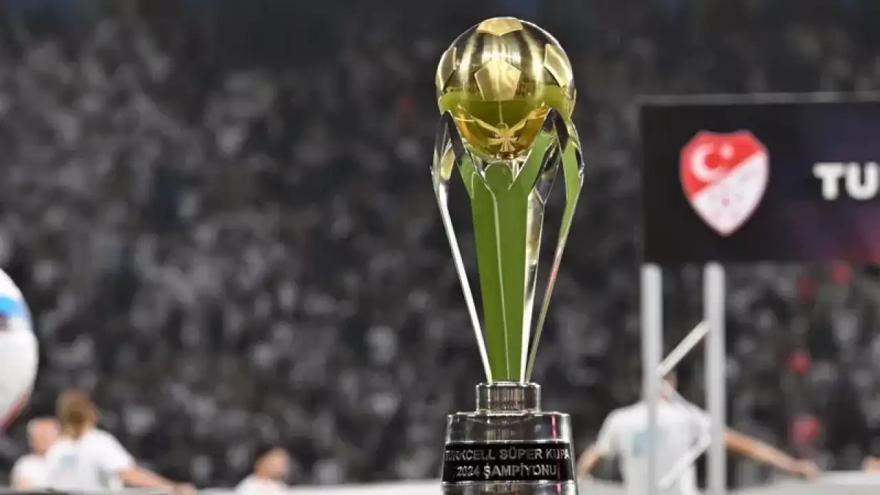 Süper Kupa'da Yeni Dönem Başlıyor: Galatasaray ve Trabzonspor Yarı Finalde Karşılaşıyor